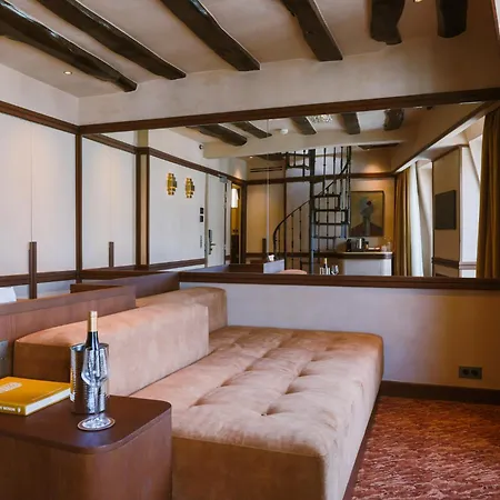 Hotel Boutique Konfidentiel 4*