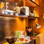 Boutique Konfidentiel 4*