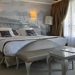 Boutique Konfidentiel 4*