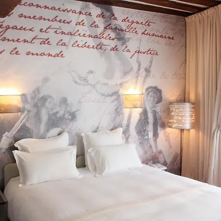 Boutique Konfidentiel 4* Paris