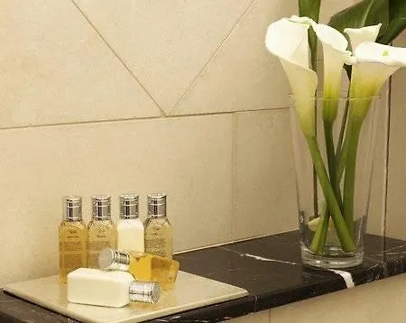 Boutique Konfidentiel Hotel 4*