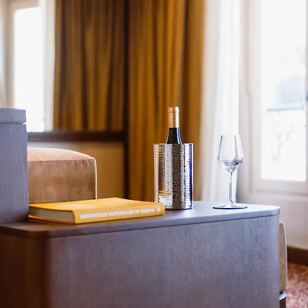 Boutique Konfidentiel 4*