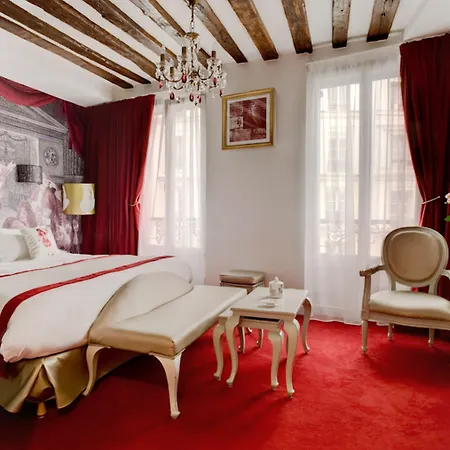 Boutique Konfidentiel Hotel 4*