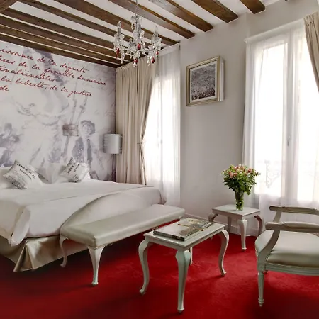 Boutique Konfidentiel Hotel 4*