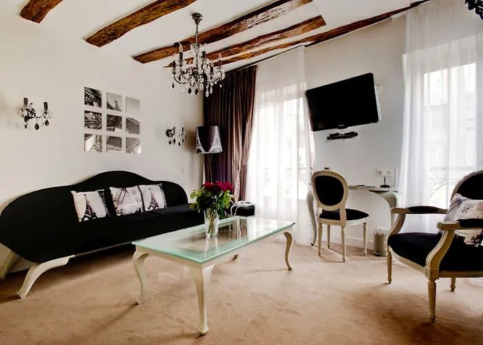 Boutique Konfidentiel