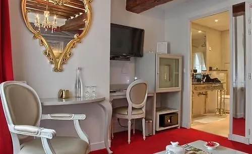 Boutique Konfidentiel Hotel París