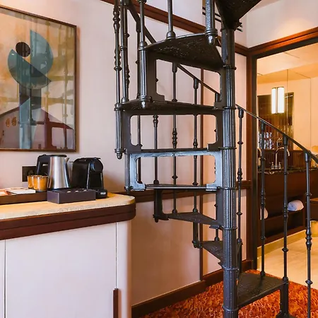 Boutique Konfidentiel Hotel