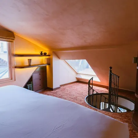 Boutique Konfidentiel