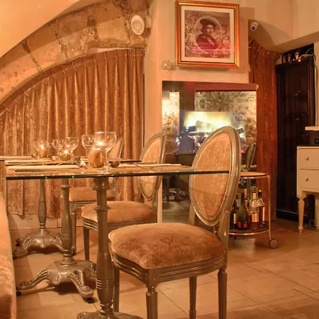 Boutique Konfidentiel 4* Paříž