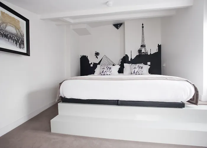 Boutique Konfidentiel Hotel Paris