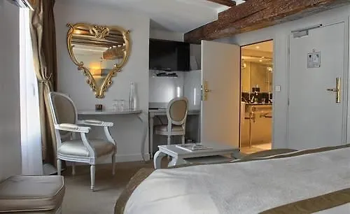 Boutique Konfidentiel Hotel