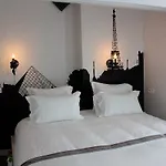 Boutique Konfidentiel פריז